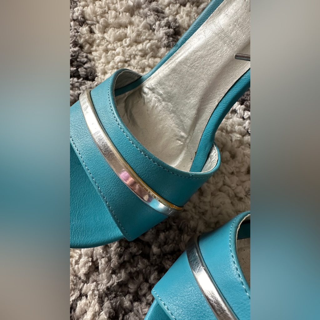 Shoe Republic La , Blue Sandals